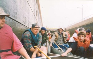 canoe2.jpg