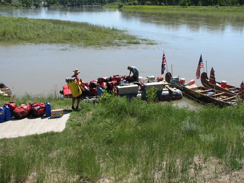 canoe1_131.jpg